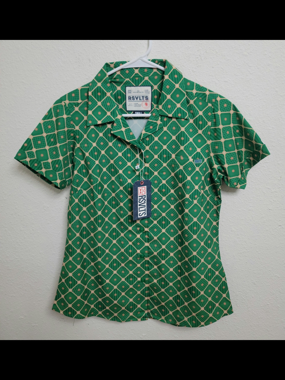 NEW RSVLTS "Diamonds Are Forever" Green Baseball Field Kunuflex Women’s Small